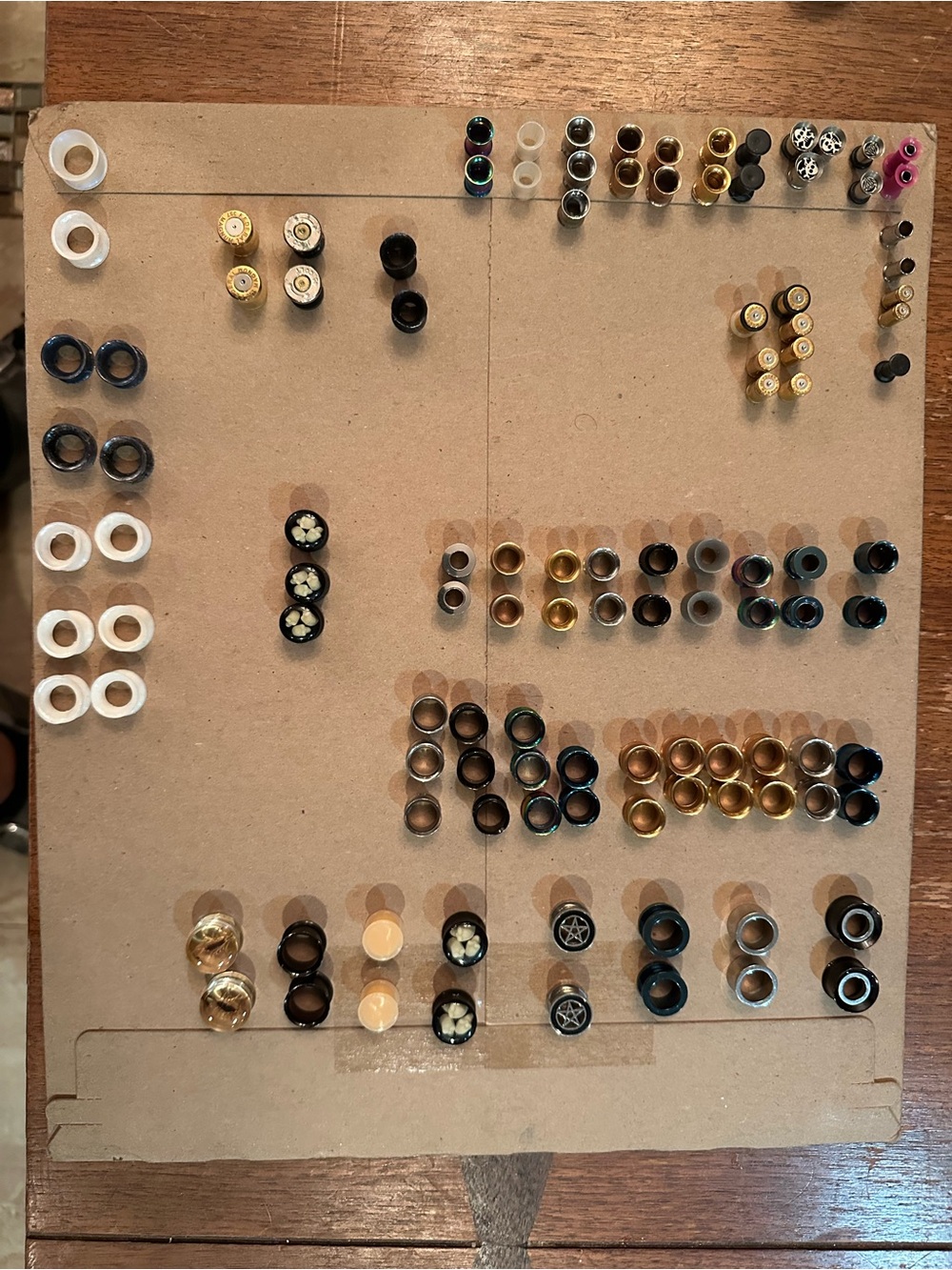 Gauges Tunnel Pack 1/8 up to 5/8. Titanium and silicone mixed.